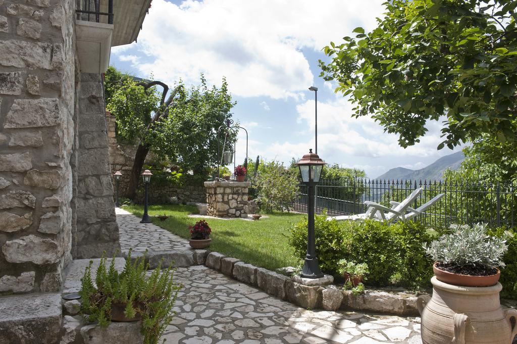Casa Vacanze "Pietra Viva" Castelnuovo Parano Экстерьер фото