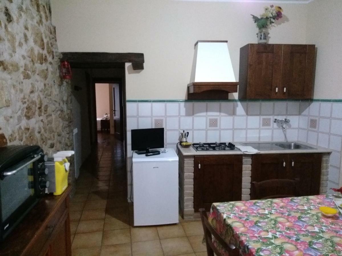 Casa Vacanze "Pietra Viva" Castelnuovo Parano Экстерьер фото