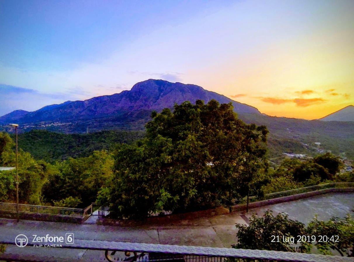 Casa Vacanze "Pietra Viva" Castelnuovo Parano Экстерьер фото
