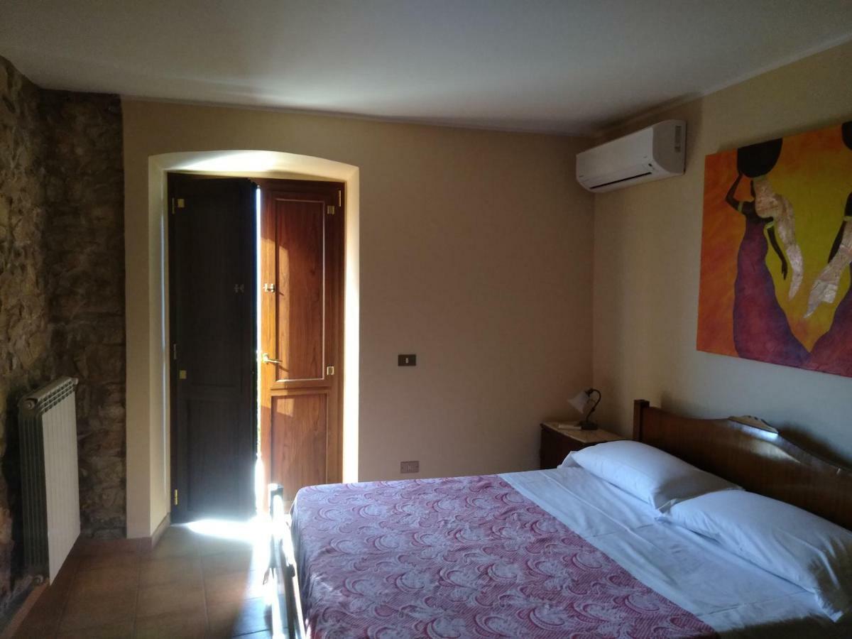 Casa Vacanze "Pietra Viva" Castelnuovo Parano Экстерьер фото